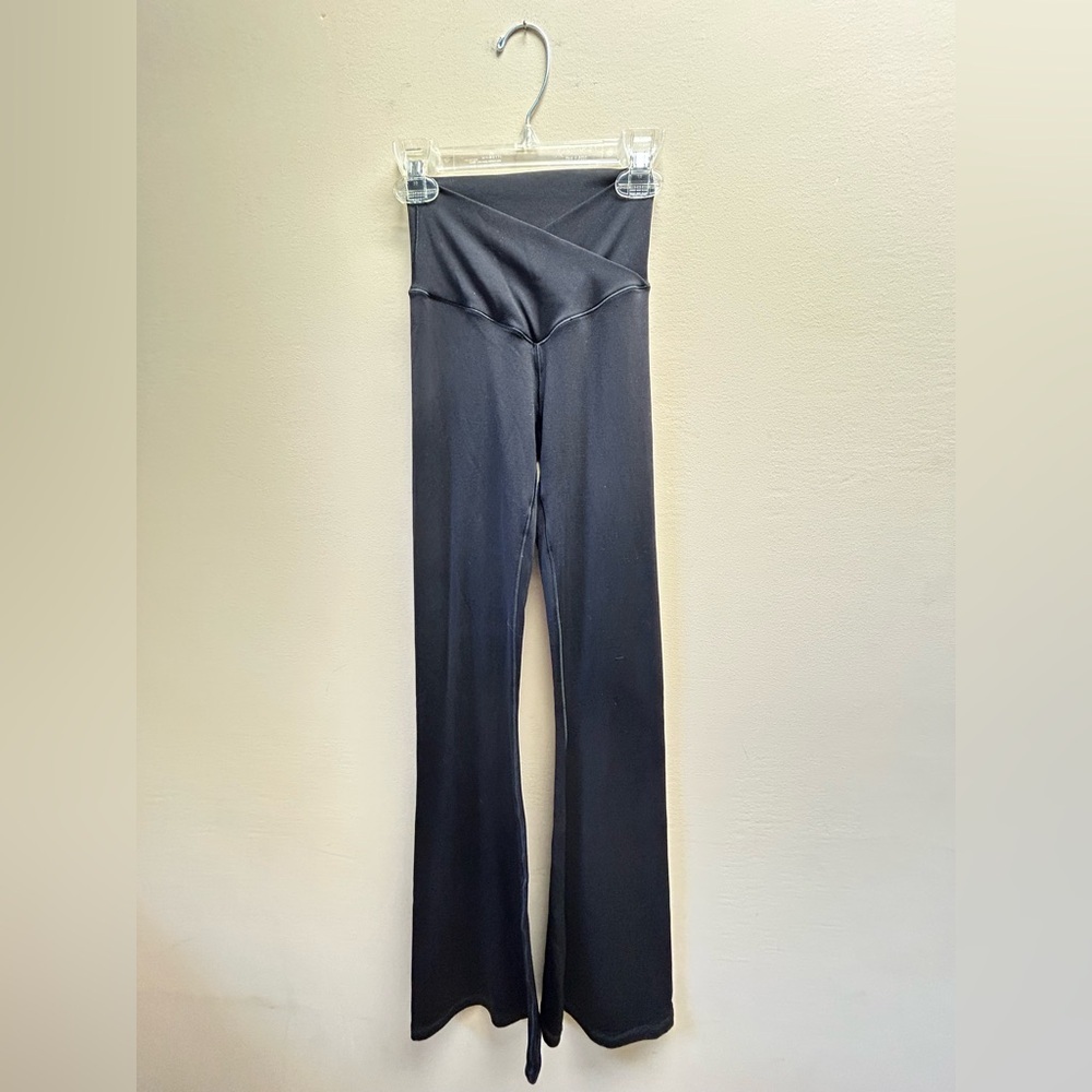 Aerie Women's Black Flare Pants - Picture 3 of 4